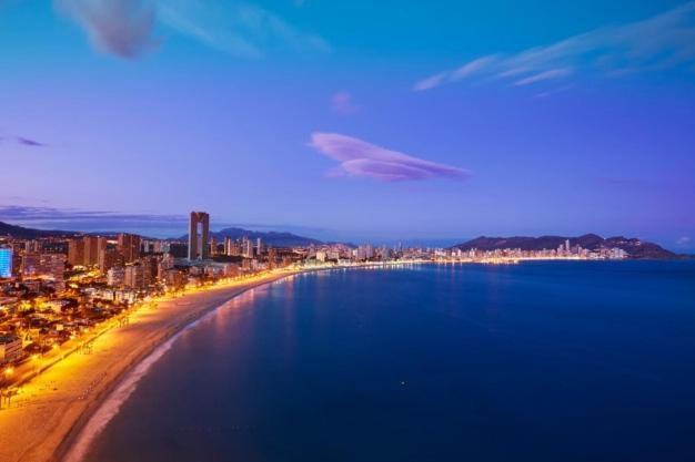 Sunset Waves Benidorm By Mar Holidays エクステリア 写真